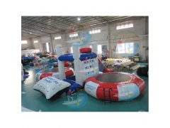 trampoline aquatique gonflable
