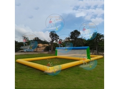 Terrain de volley-ball de l'eau